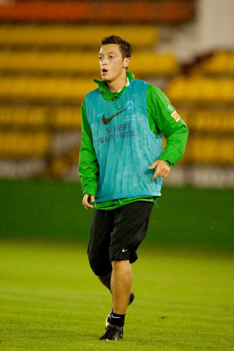 "Барса" заинтересовалась Озилом