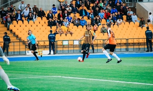 
Фоторепортаж с матча Премьер-Лиги «Кайрат» — «Шахтер» 2:0