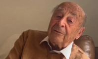 Уже 72 года лечит людей. 96-летний врач назвал причины своего долголетия