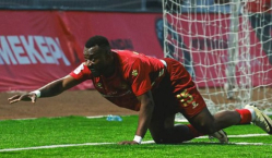 Девять футболистов официально покинули клуб КПЛ