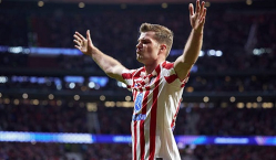 Разгромом с хет-триком закончился матч плей-офф Лиги Чемпионов