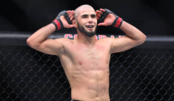 Бой Мухаммада Мокаева в России отменен. Известна причина