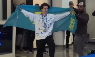 Михаил Шайдоров вернулся в Казахстан. Видео