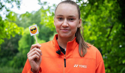 Елена Рыбакина показала новое фото из Берлина