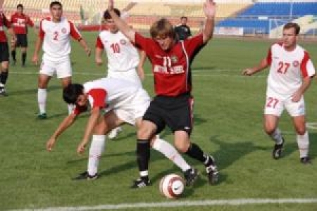 Михаил Михолап в новом сезоне будет играть в Латвии