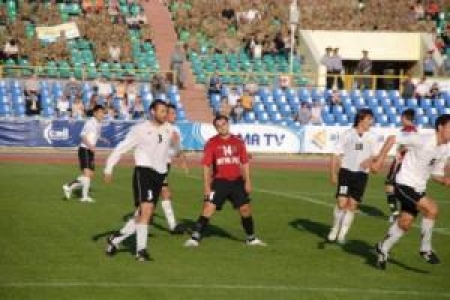 «Кайсар» удерживает лидерство