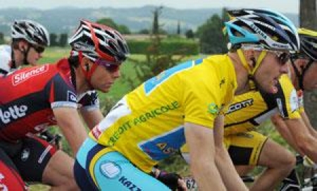 &laquo;Астана&raquo; выше интриг