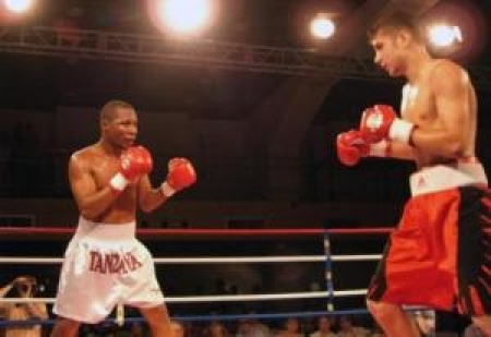 Отстоял героически