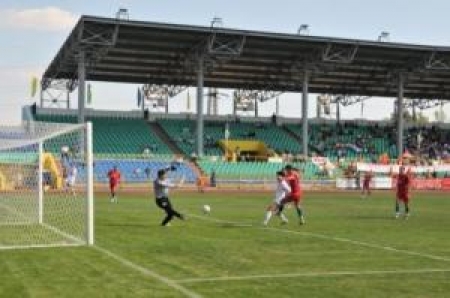 По мнению ФКК вратарь усть-каменогорцев старался за карагандинцев