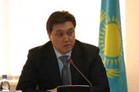 Аскар Мамин новый президент Федерации хоккея Казахстана