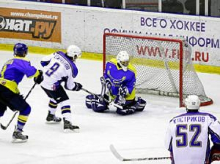 Есиркенов поражает цель