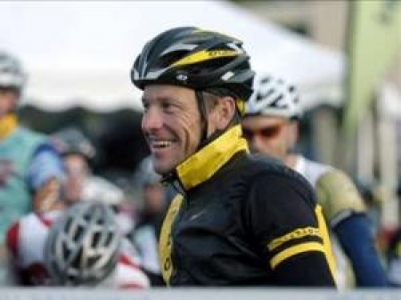 Почему Армстронг в Астане?