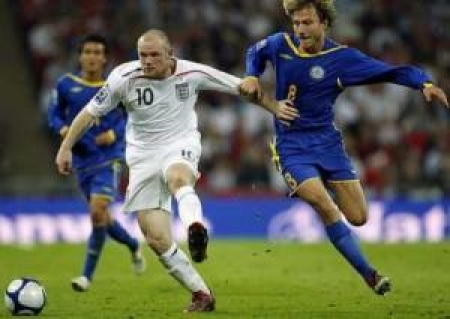 Руни отодвигает Сергея Скорых