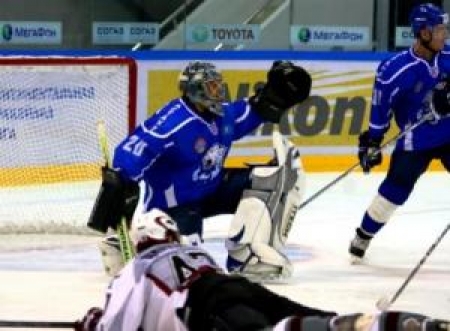 Несмотря на счет борьба на поле разгорелась нешуточная