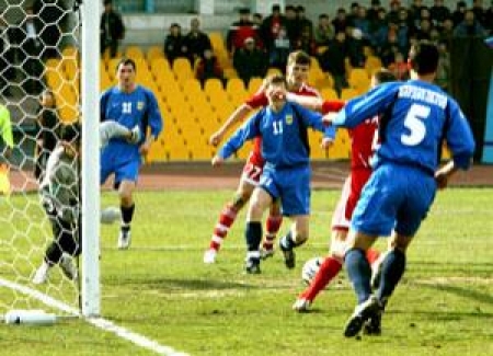 В Алматы актюбинцы и костанайцы сразятся за первое место