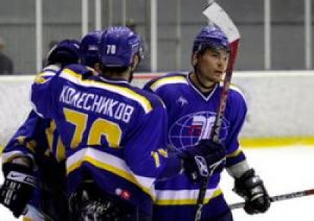 Казахстанцы отмечают очередную шайбу