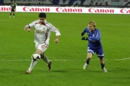 Андрей Карпович против Давида Муджири