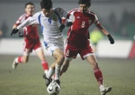 Схватка двух капитанов в третьем по счету матче за первое место