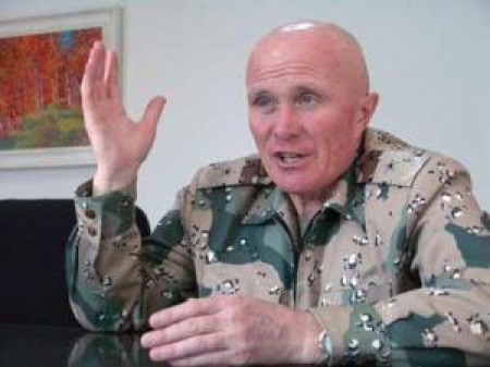 Павел Новиков до сих пор в строю