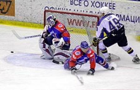 Второй матч остался за гостями