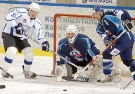 Кипер минчан отбивал удар за ударом