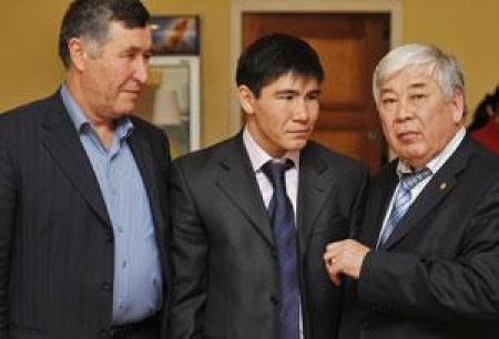 Бахыт со своим тренером