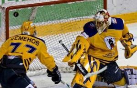 Российские хоккеисты в итоге одержали легкую победу