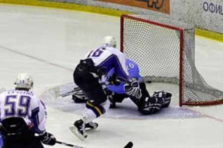 Снова буллиты и снова за «торпедовцев»