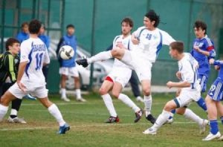 В атаке Руслан Гумар