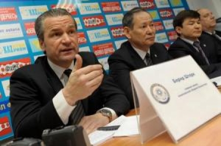 Шторк теперь главный