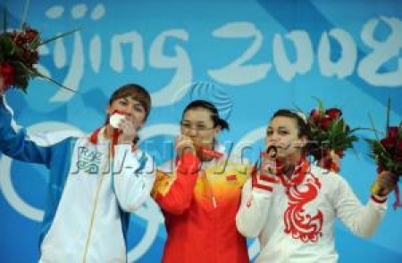 Алла Важенина (слева) завоевала для Казахстана бронзу