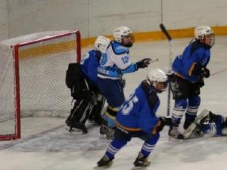 Сагымбаев приехал возрождать хоккей в Караганде