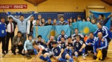 Сборная побеждает и проходит в следующий этап