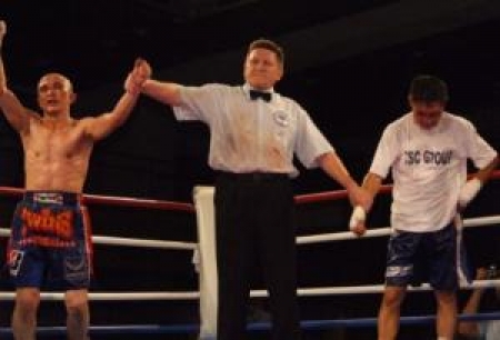 Профессиональные бои уже не редкость в Казахстане