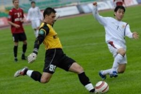 Давид Лория (слева) - единственный в составе сборной Казахстана, кто выступает за рубежом