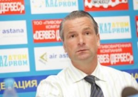 Шторк вступил в борьбу за имидж