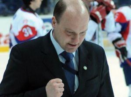 Шаянов остался тренером сборной