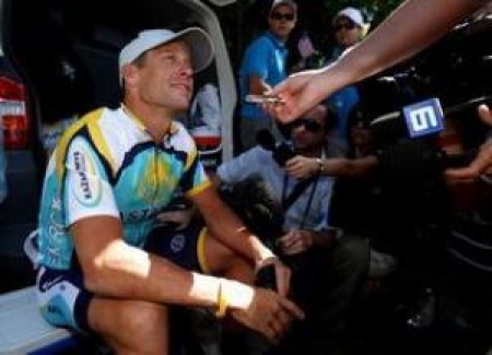 Армстронг может прибрать команду к рукам