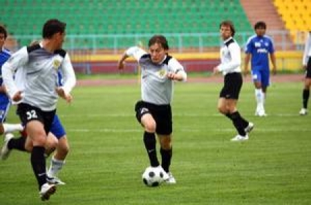 После десятого тура в чемпионате наступил перерыв