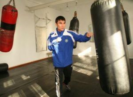 Сапиев готовится к бою