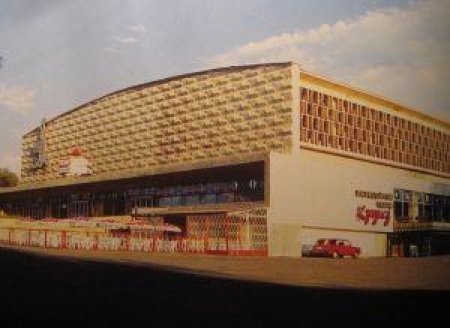 Так дворец выглядел ранее