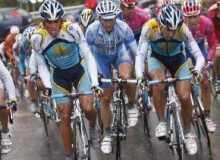 Велокоманда решила свои проблемы