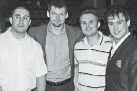 Слева направо: Арсен Касабиев, Шимон Колецки, Константин Галкин, Илья Ильин