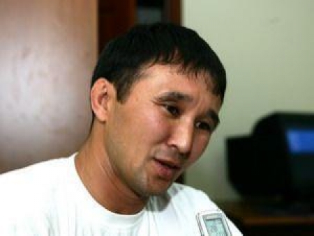 Об итогах первенства мира мы поговорили со старшим тренером юношей Галымжаном Джилгилдиевым (на снимке)