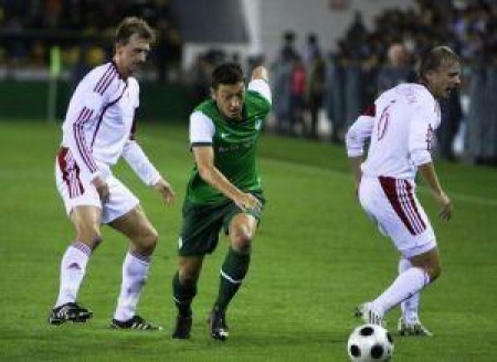 Озил один из героев встречи