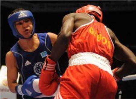 Сапиев победил в своем стартовом бое