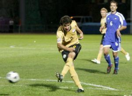 Хижниченко дважды поразил ворота андоррцев