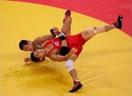 Бронзовый медалист чемпионата мира Нурбахыт Тенизбаев рассказал спецкорам о полуфинальной схватке