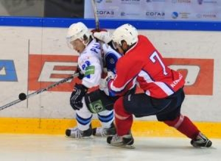 Евгений Рымарев забросил три шайбы в Астане