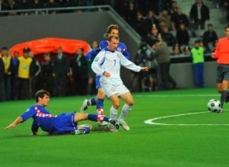 Аверченко дебютировал в сборной